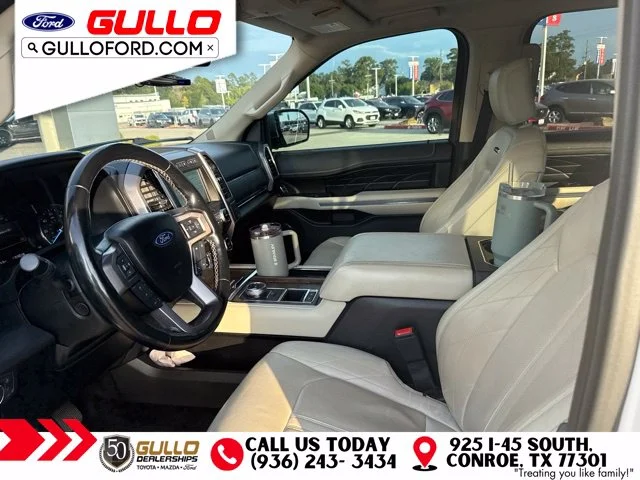 Used 2018 White Platinum Tri-Coat Metallic Ford Platinum image 6