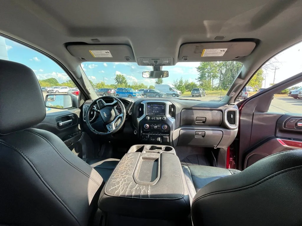 Used 2019 Red Chevrolet LT image 13