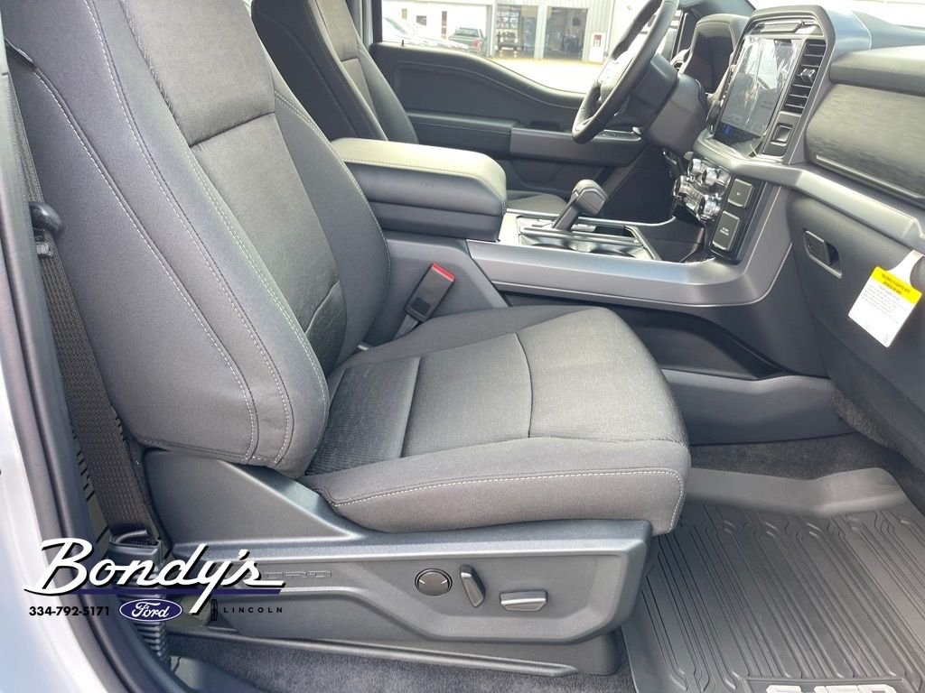 2025 Ford F-150 XLT - Photo 14