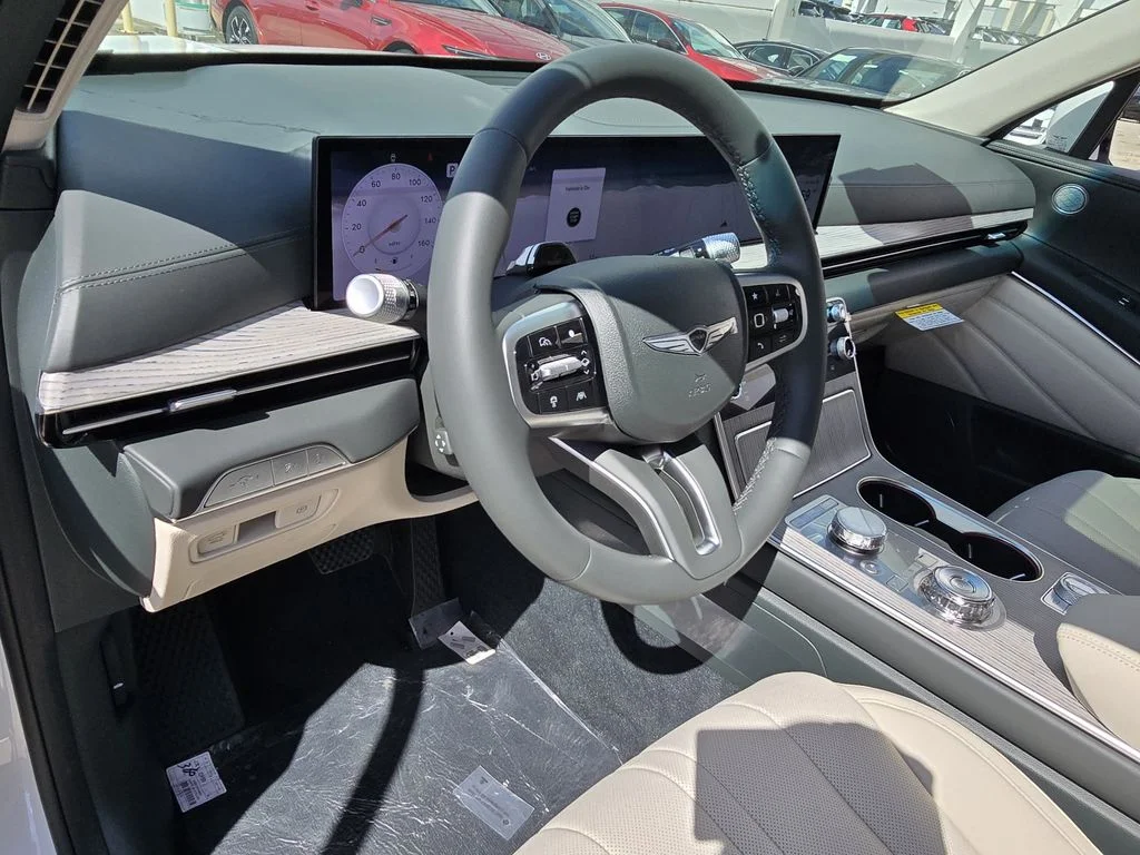 New 2026 White Genesis 2.5T image 13