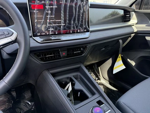 New 2026 Black Volkswagen 2.0T SE image 12