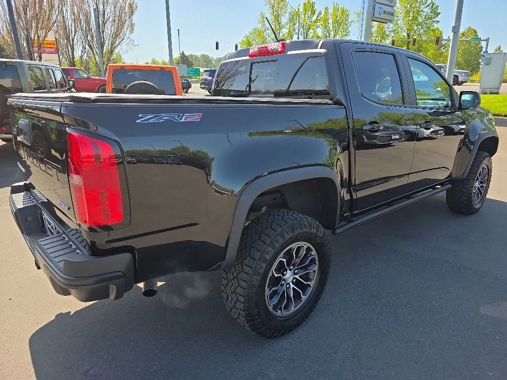 Used 2022 Black Chevrolet ZR2 image 5