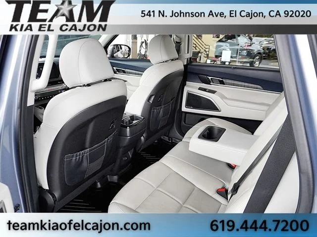 Used 2024 Silver Kia EX FWD image 18