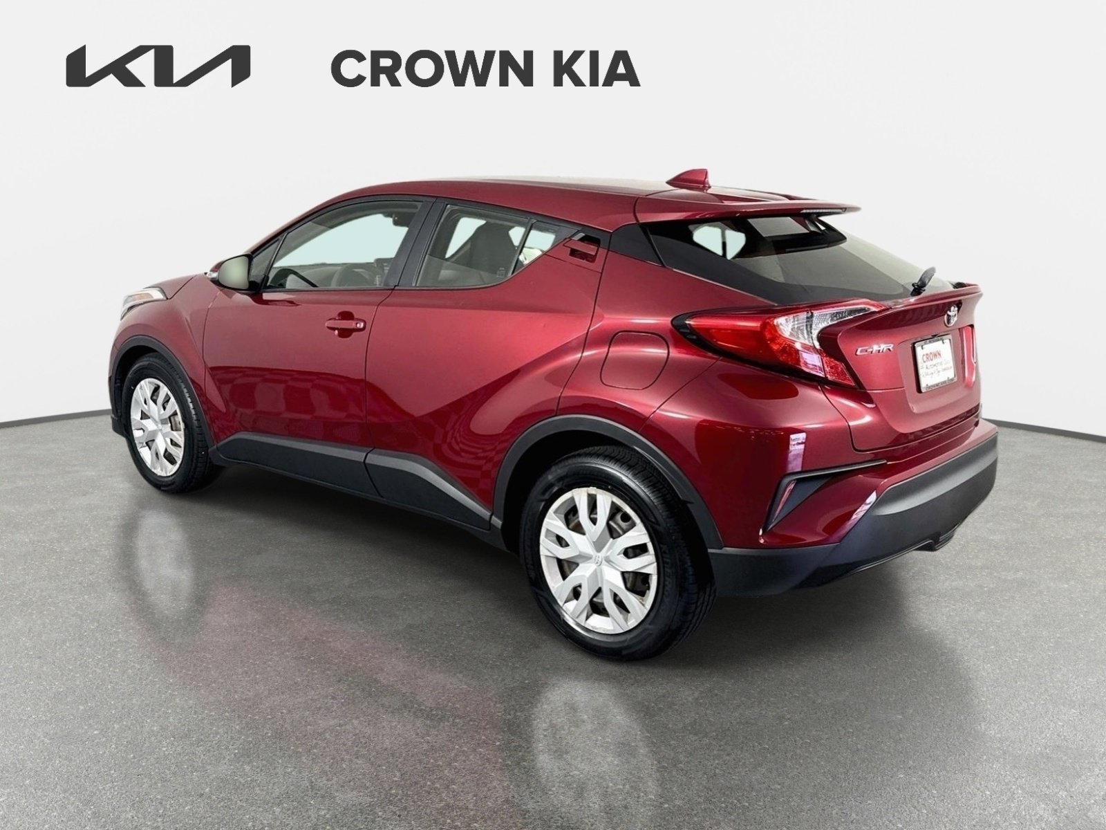 Used 2019 Ruby Flare Pearl Toyota XLE image 7