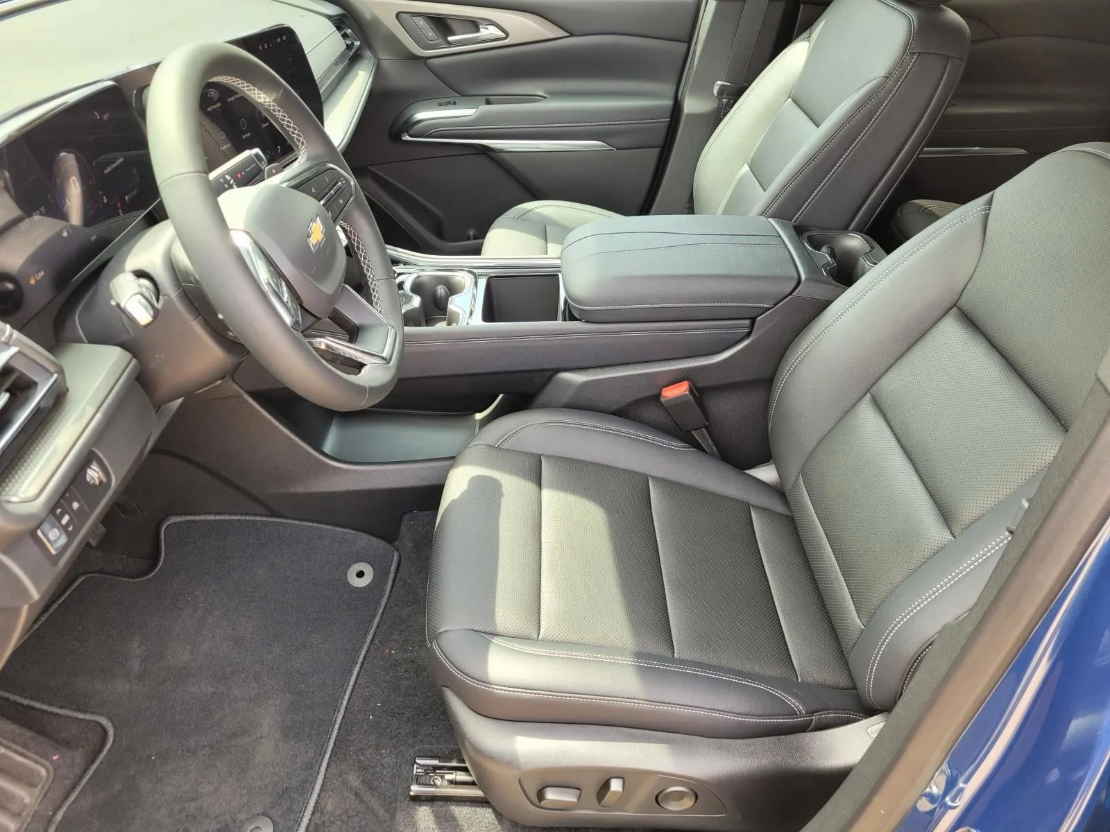 New 2026 Lakeshore Blue Metallic Chevrolet LT image 16