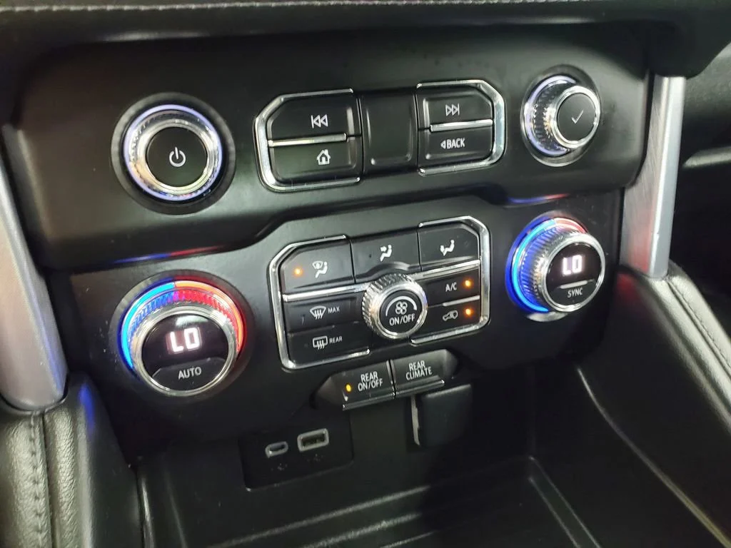 Used 2023 Summit White GMC SLE image 24
