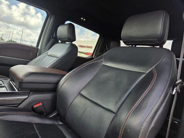 Used 2023 Star White Metallic Tri-Coat Ford LARIAT image 13