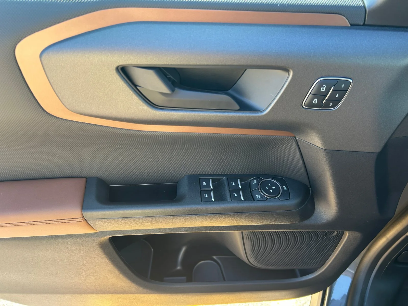 New 2026 Carbonized Grey Metallic Ford Outer Banks image 16