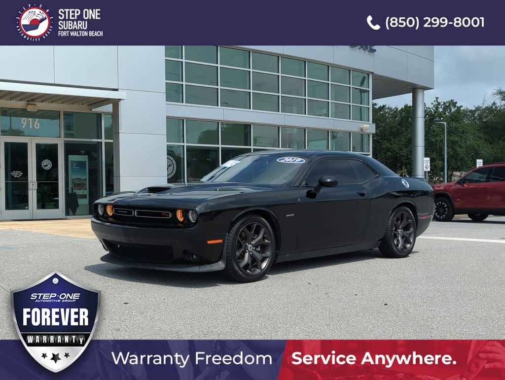 Used 2019 Black Dodge R/T image 1