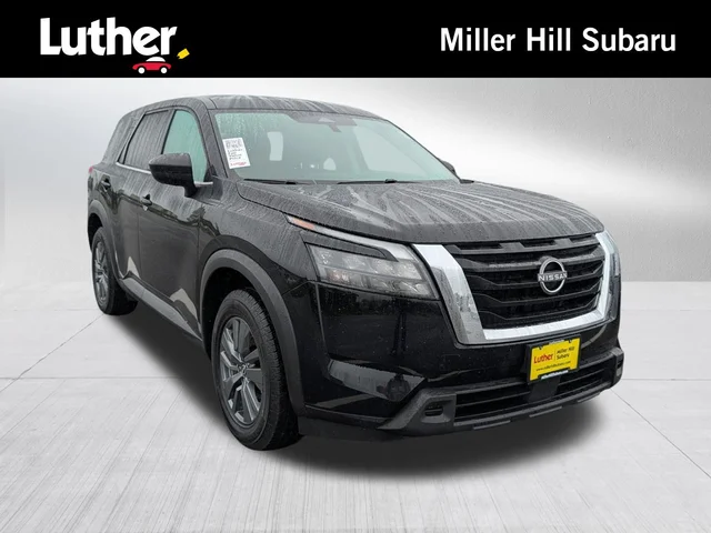 2024 Nissan Pathfinder S