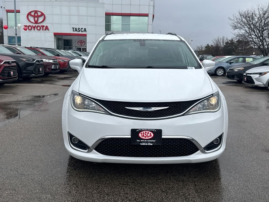 Used 2017 Chrysler Pacifica Touring-L with VIN 2C4RC1BG3HR533833 for sale in Boston, MA