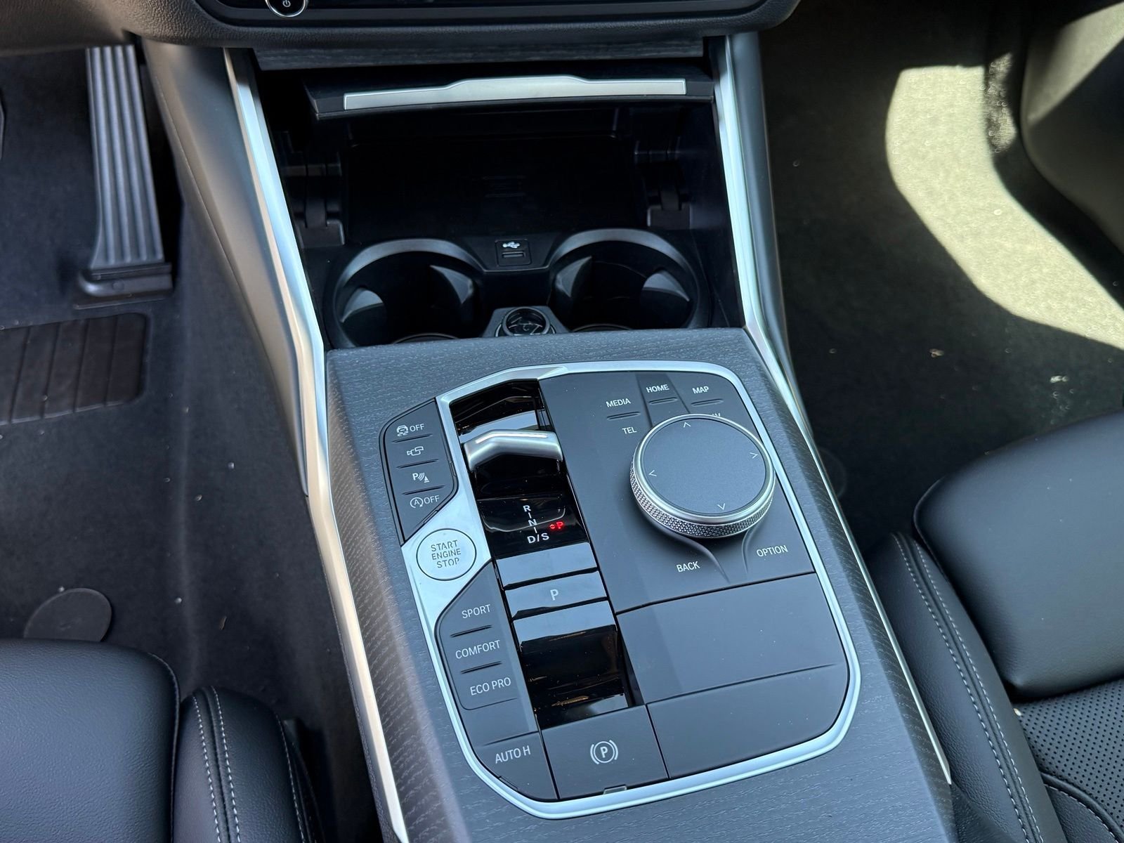 New 2026 Jet Black BMW 330i image 25