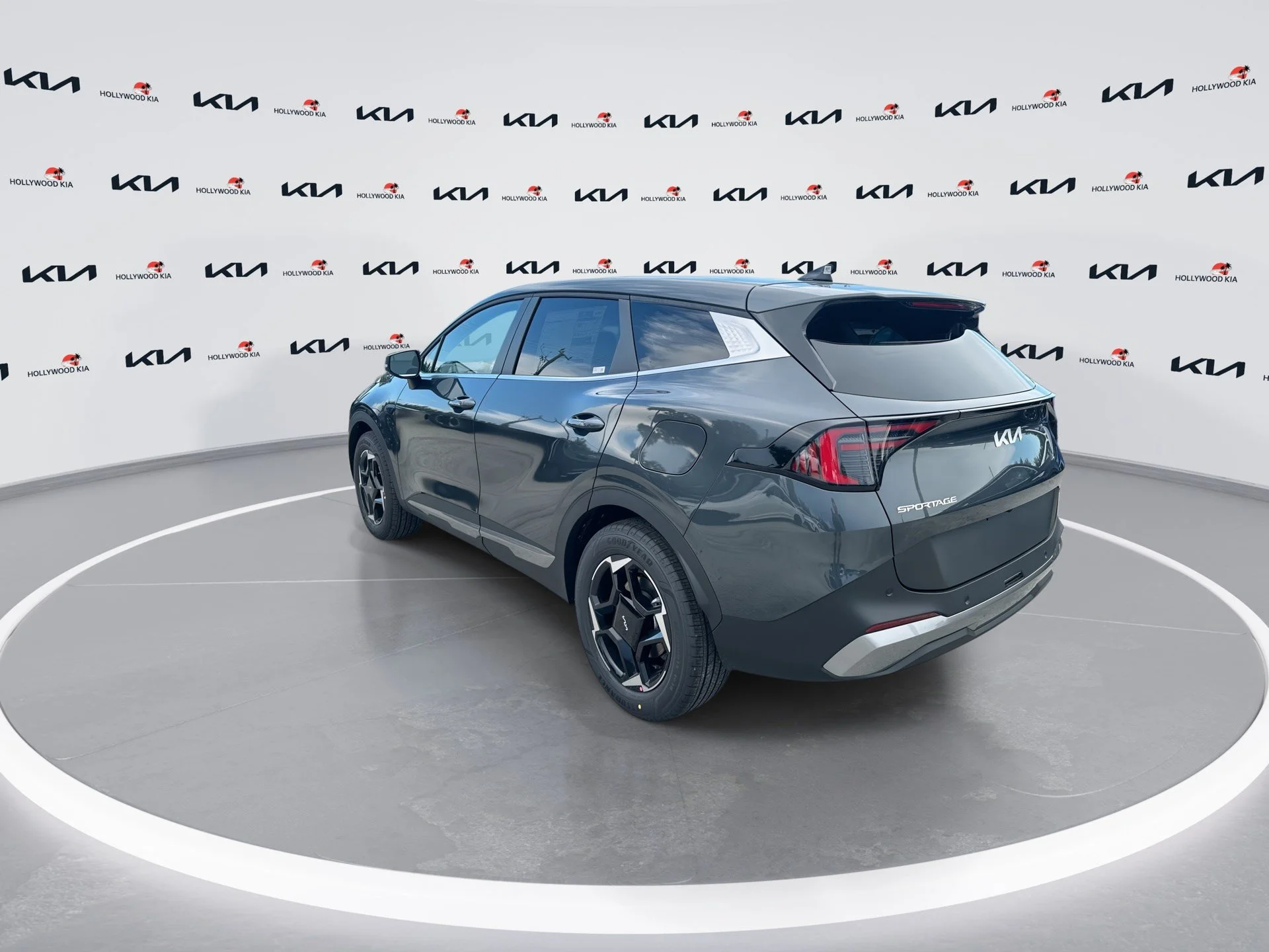 New 2026 Gravity Gray Kia EX image 6