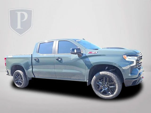 Used 2026 Gray Chevrolet LT Trail Boss image 2