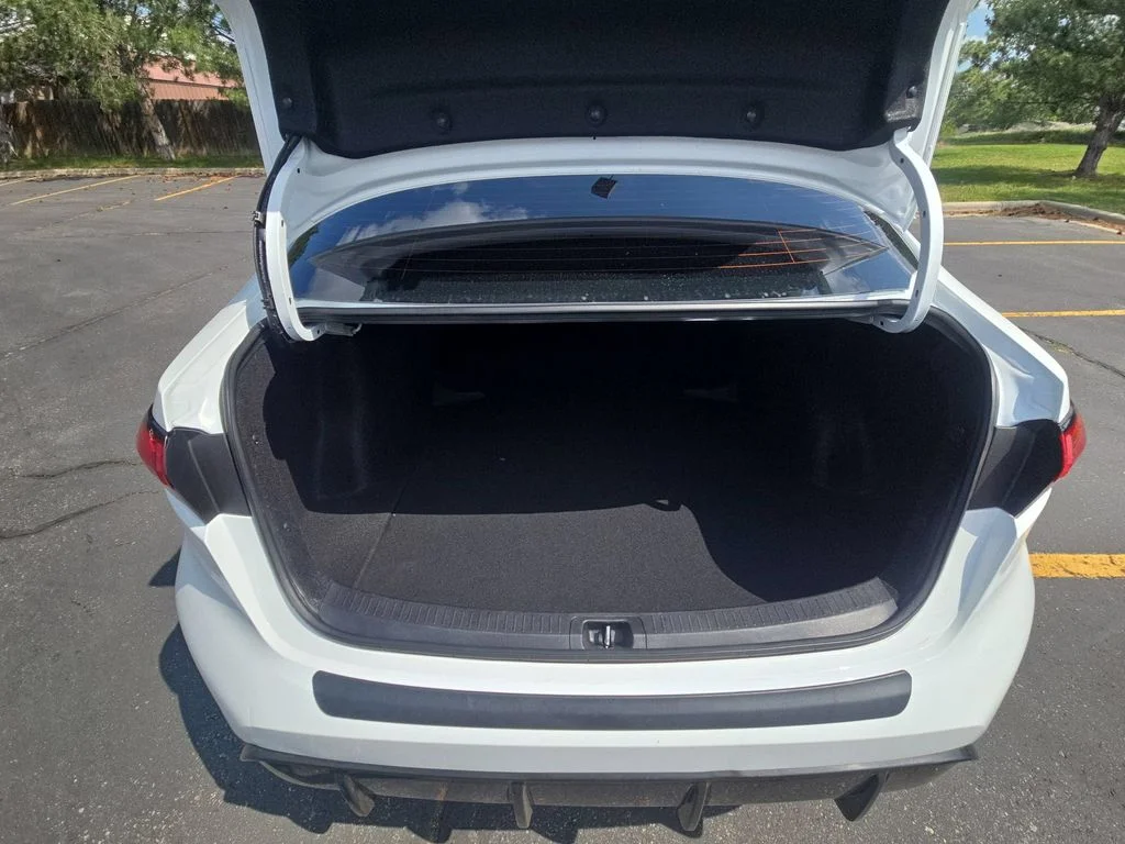 Used 2024 Ice Toyota SE image 19