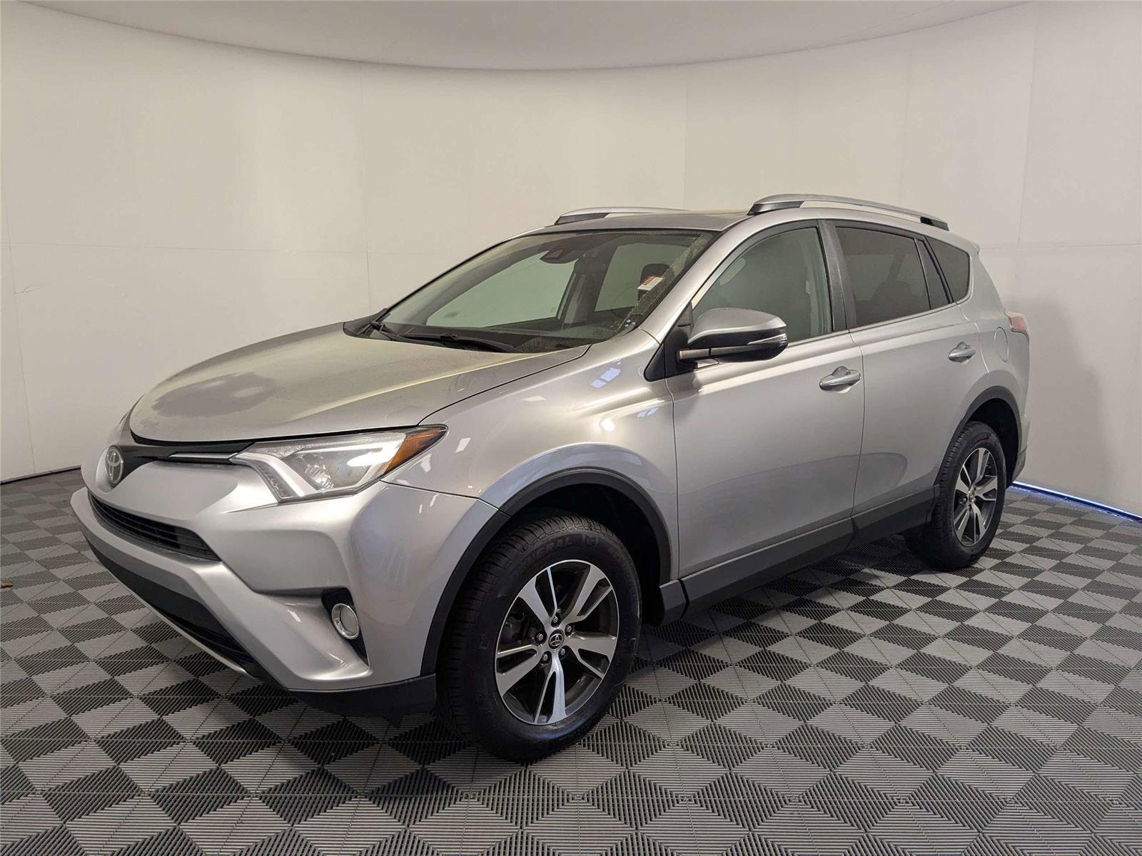 Used 2017 Toyota RAV4 XLE with VIN 2T3WFREVXHW345223 for sale in McDonough, GA