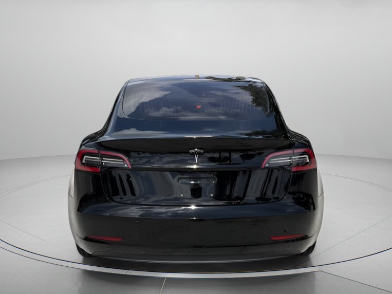 Used 2018 Black Tesla Long Range image 4