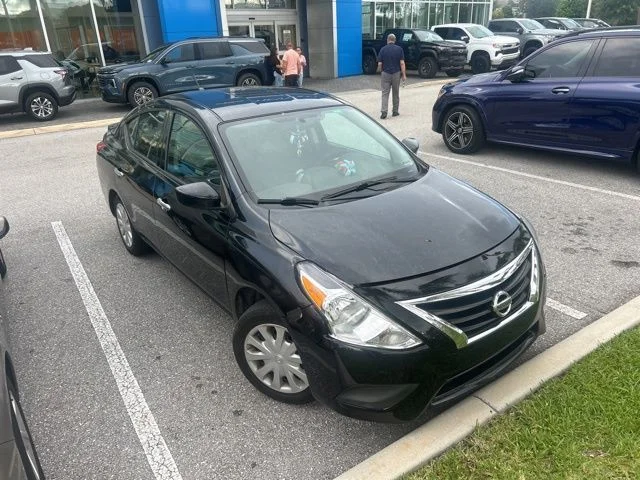 2019 Nissan Versa 1.6 SV CVT's photo