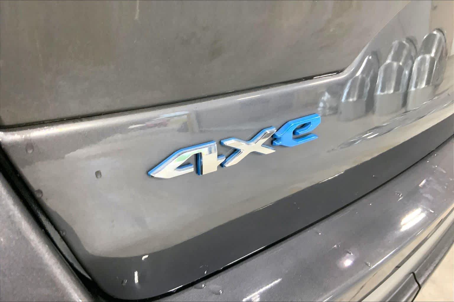 Used 2022 Baltic Gray Metallic Clearcoat Jeep  image 10