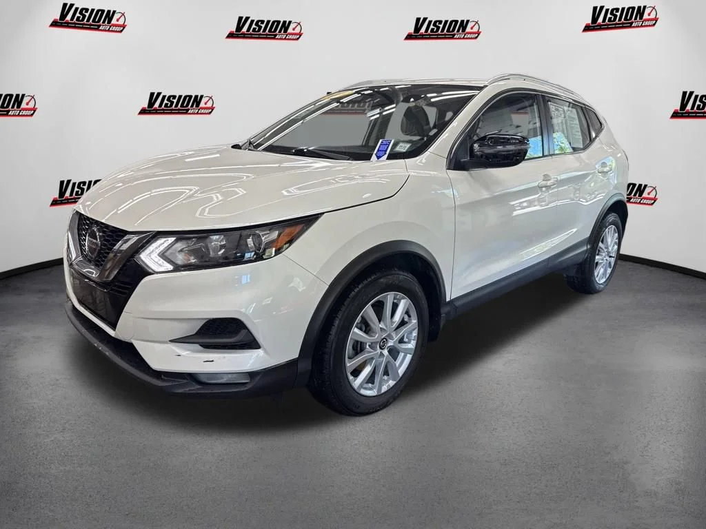 2020 Nissan Rogue Sport SV AWD's photo