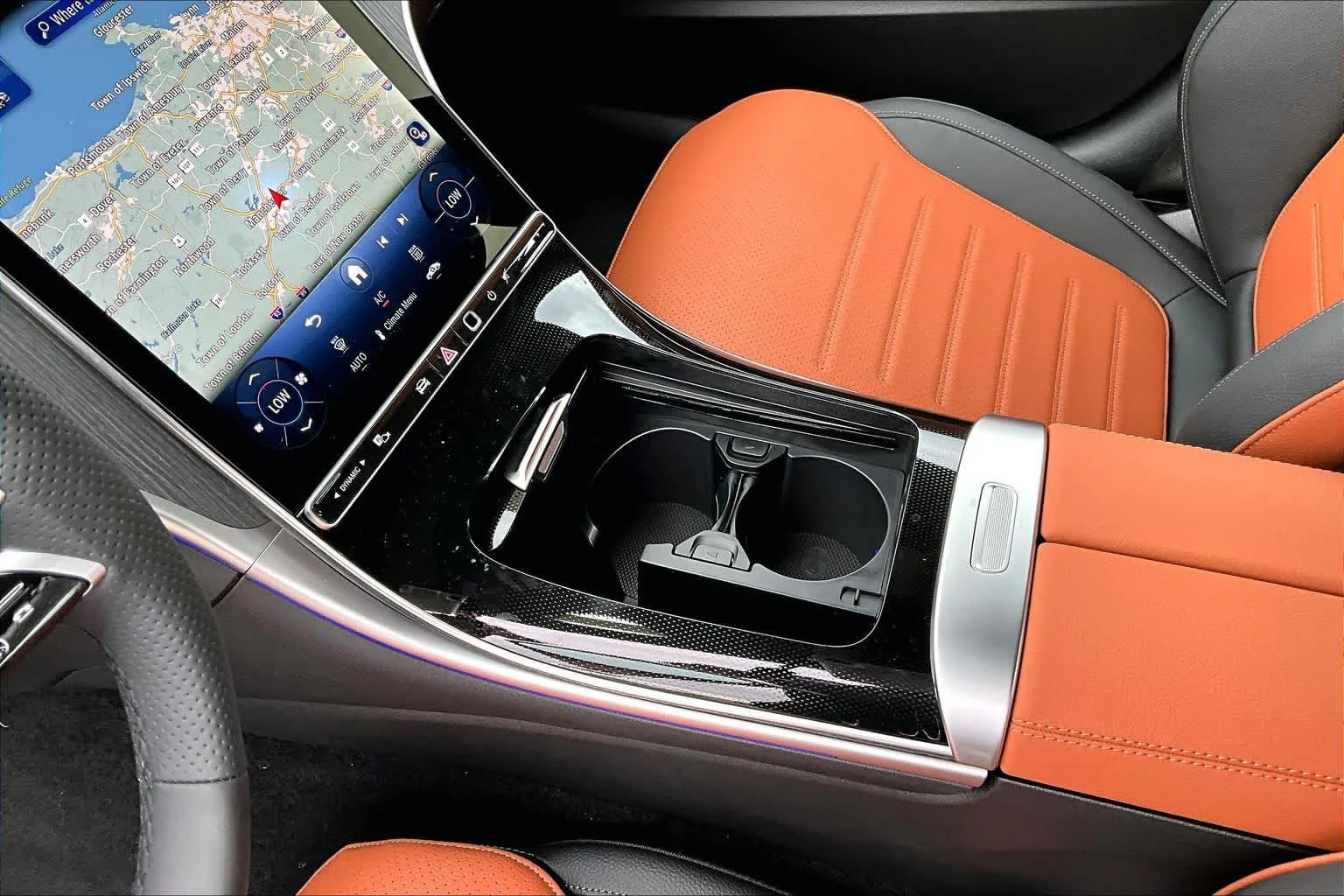New 2026 Obsidian Black Metallic Mercedes-Benz C 300 image 11