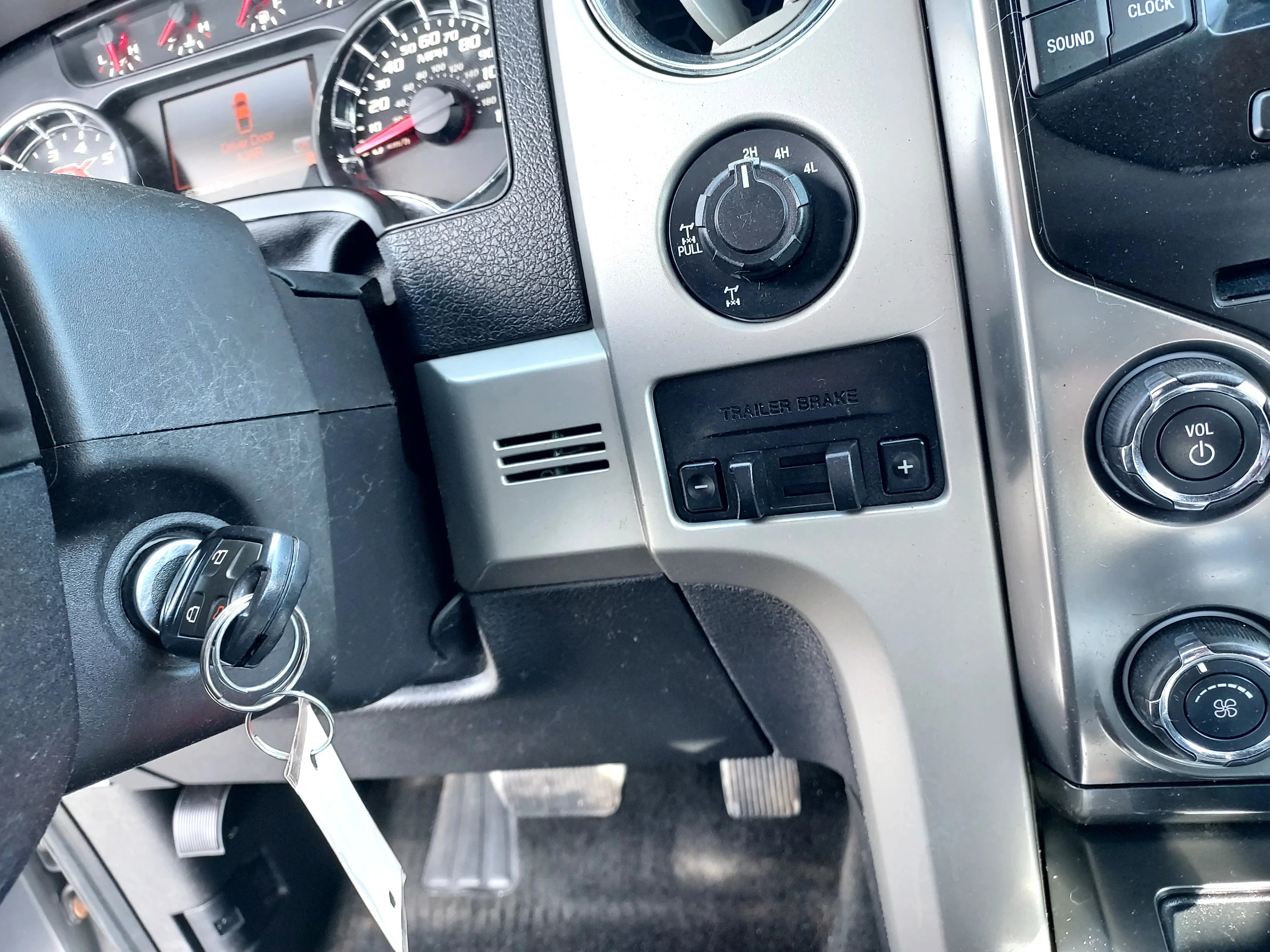 Used 2013 Gray Ford FX4 image 31