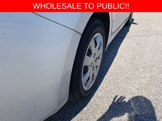 Used 2023 Silver Kia LX image 5