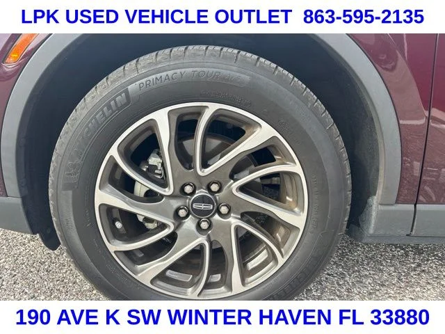 Used 2020 Red Lincoln Standard image 9