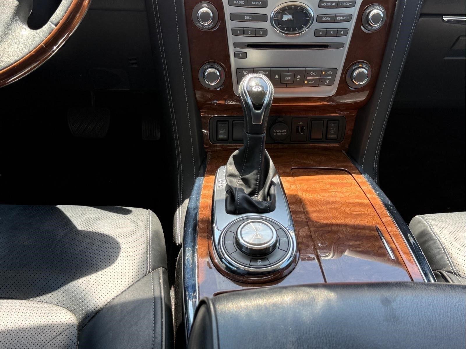 Used 2019 Graphite Shadow INFINITI LUXE image 24