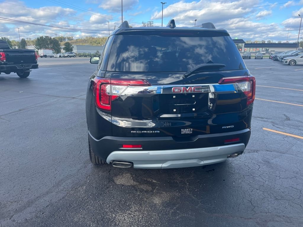 2023 Gmc Acadia SLT photo 2