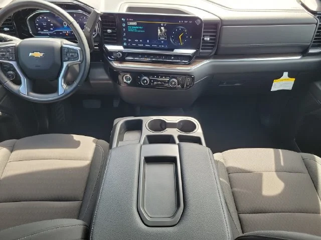 2024 Chevrolet Silverado 1500 LT - Photo 16
