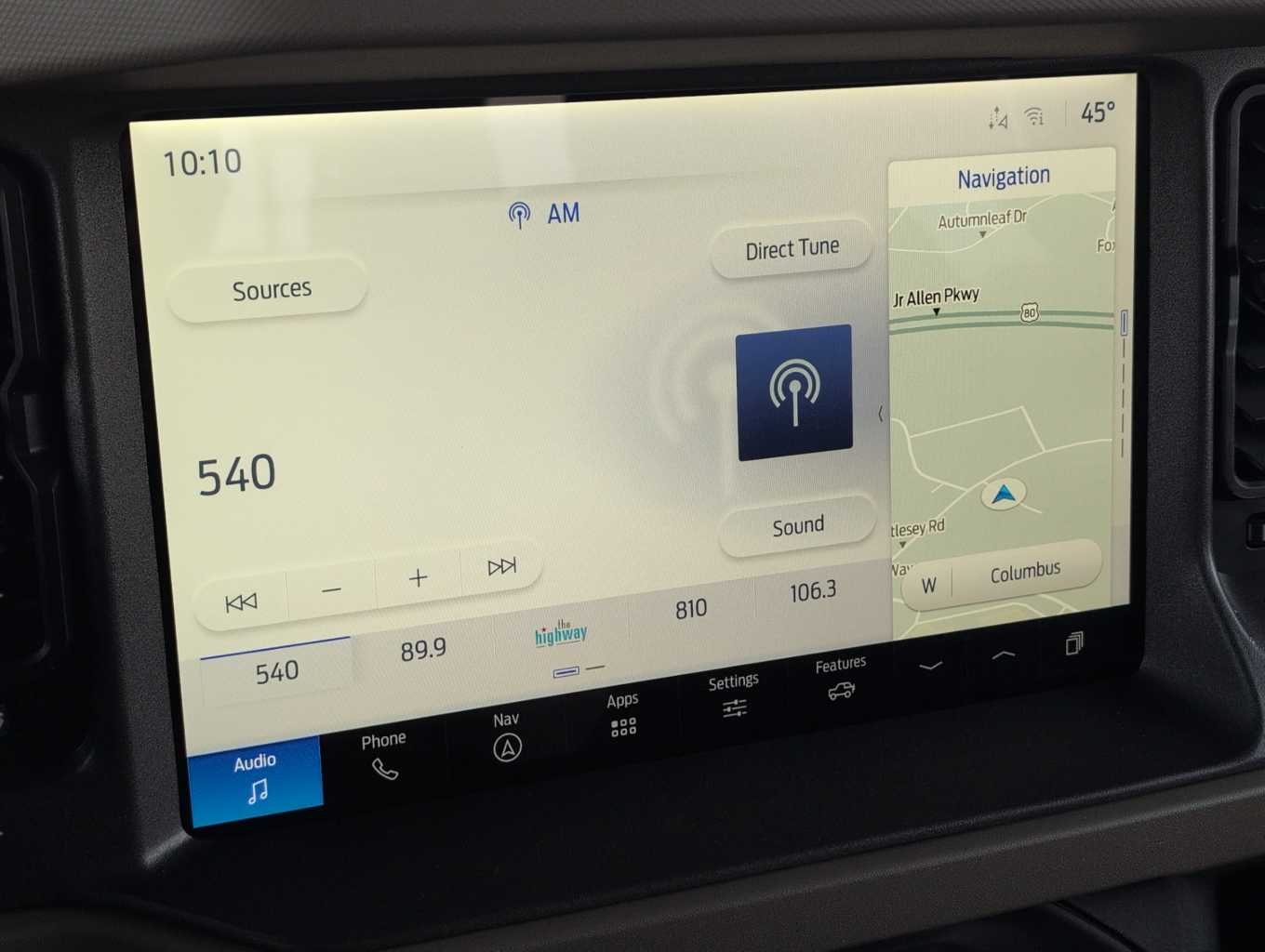 View vehicle photo 7