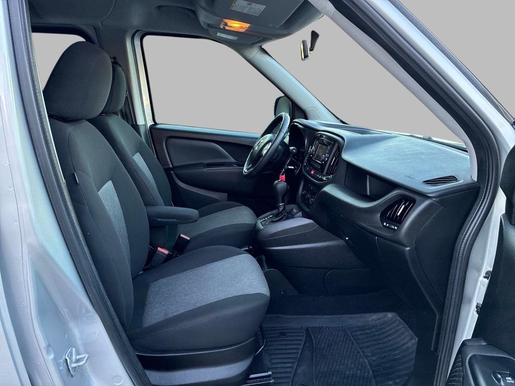 Used 2021 Silver Ram SLT image 9