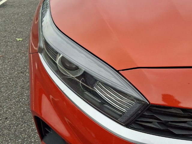 Used 2022 Red Kia LXS image 10