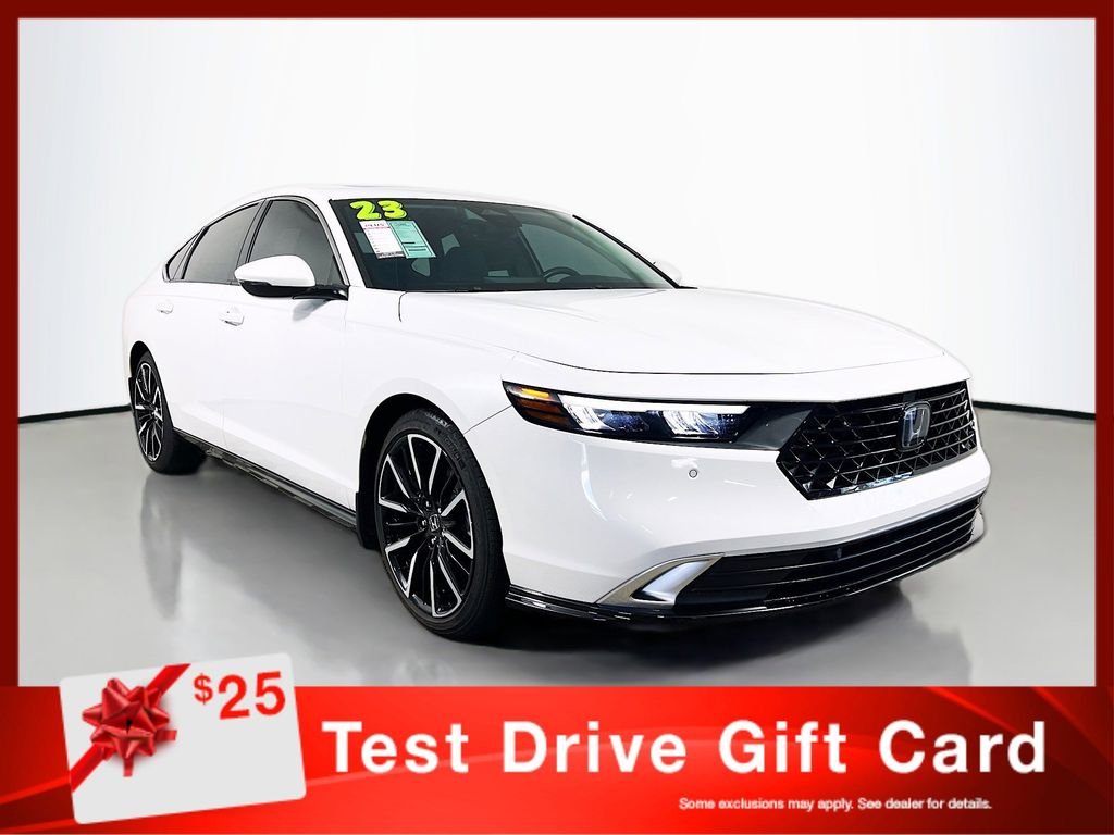 2023 Honda Accord Hybrid Touring's photo