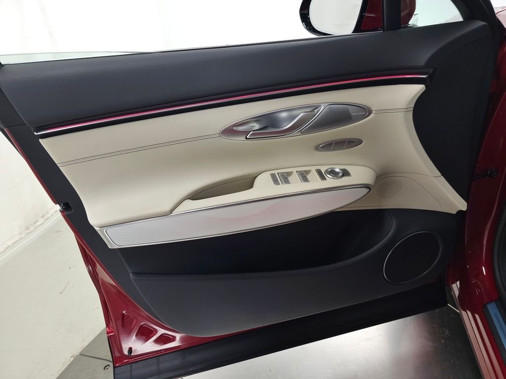 New 2026 Red Genesis 2.5T ADVANCED image 10