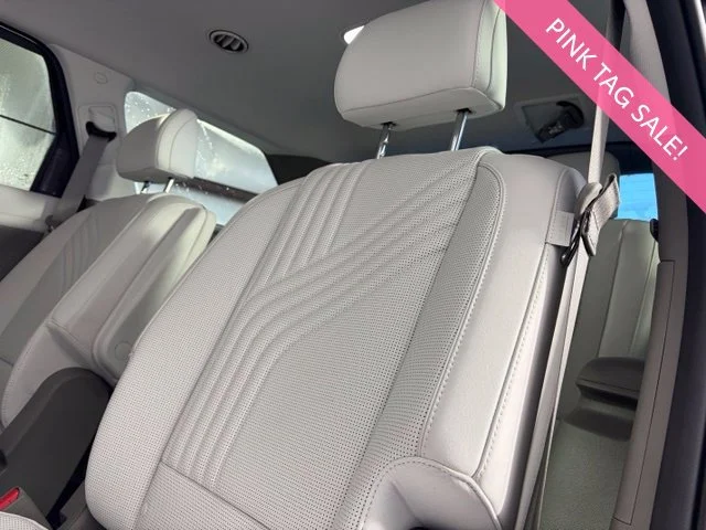Used 2026 Black Hyundai SEL Premium image 44
