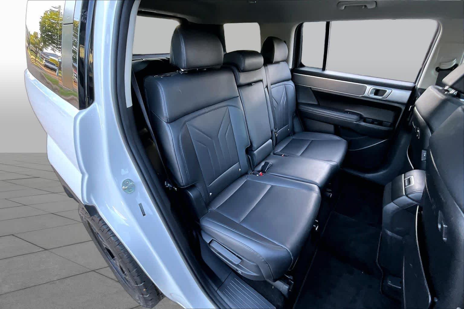 Used 2025 Serenity White Hyundai XRT image 20