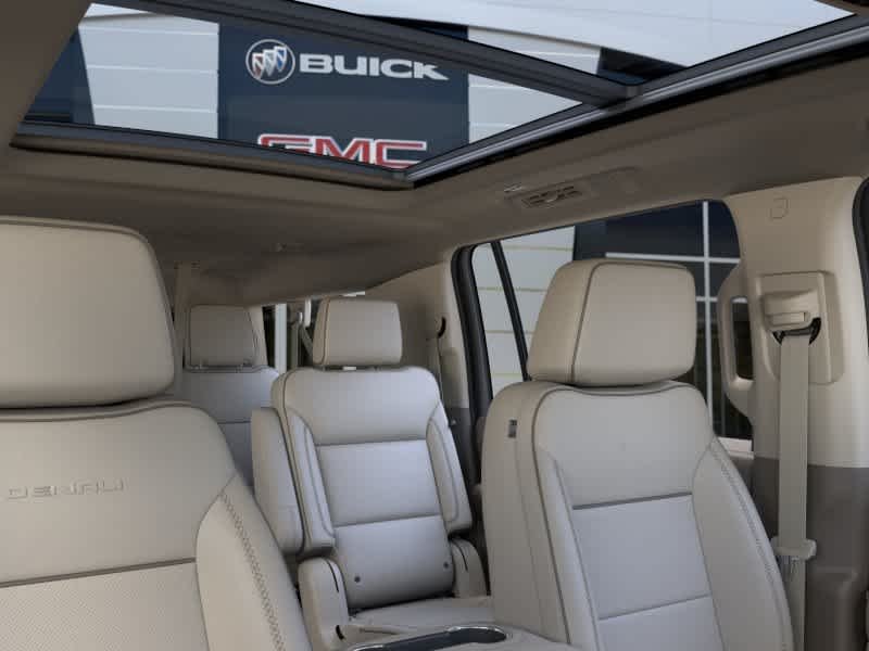 2026 GMC Yukon XL Denali - Photo 24