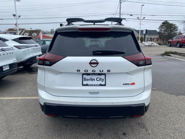 New 2026 Everest White Pearl TriCoat Nissan Rock Creek® image 4