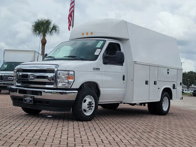 New 2027 Oxford White Ford Base image 24