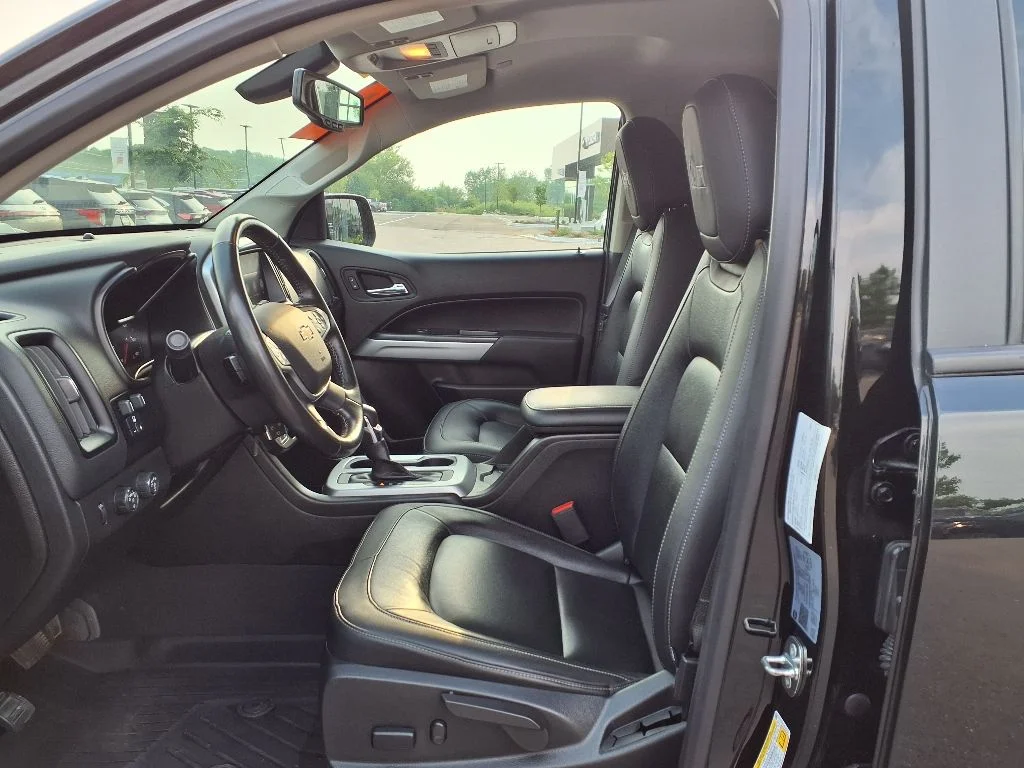 2022 Chevrolet Colorado ZR2 - Photo 8