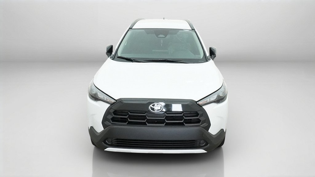 New 2026 Wind Chill Pearl Toyota LE image 16