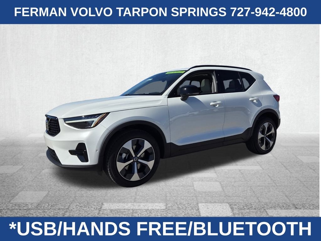2026 Volvo XC40 Plus - Photo 5