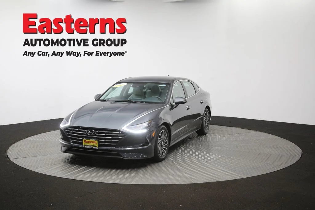 Used 2023 Gray Hyundai SEL image 56