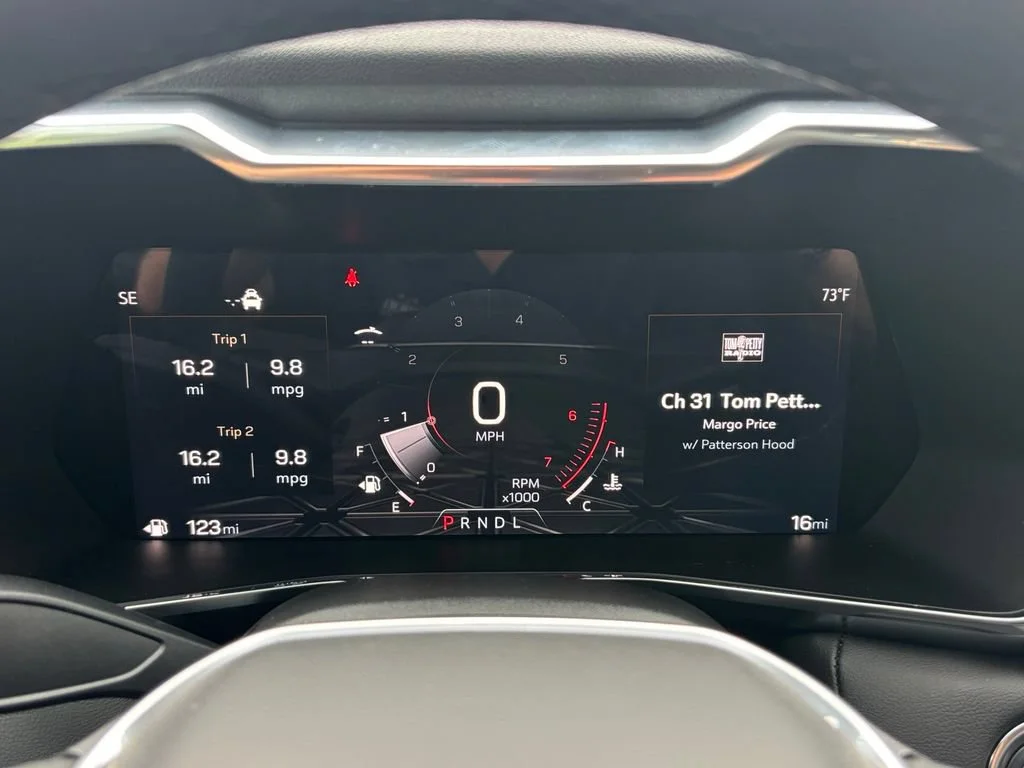 New 2026 Onyx Black GMC Elevation image 23