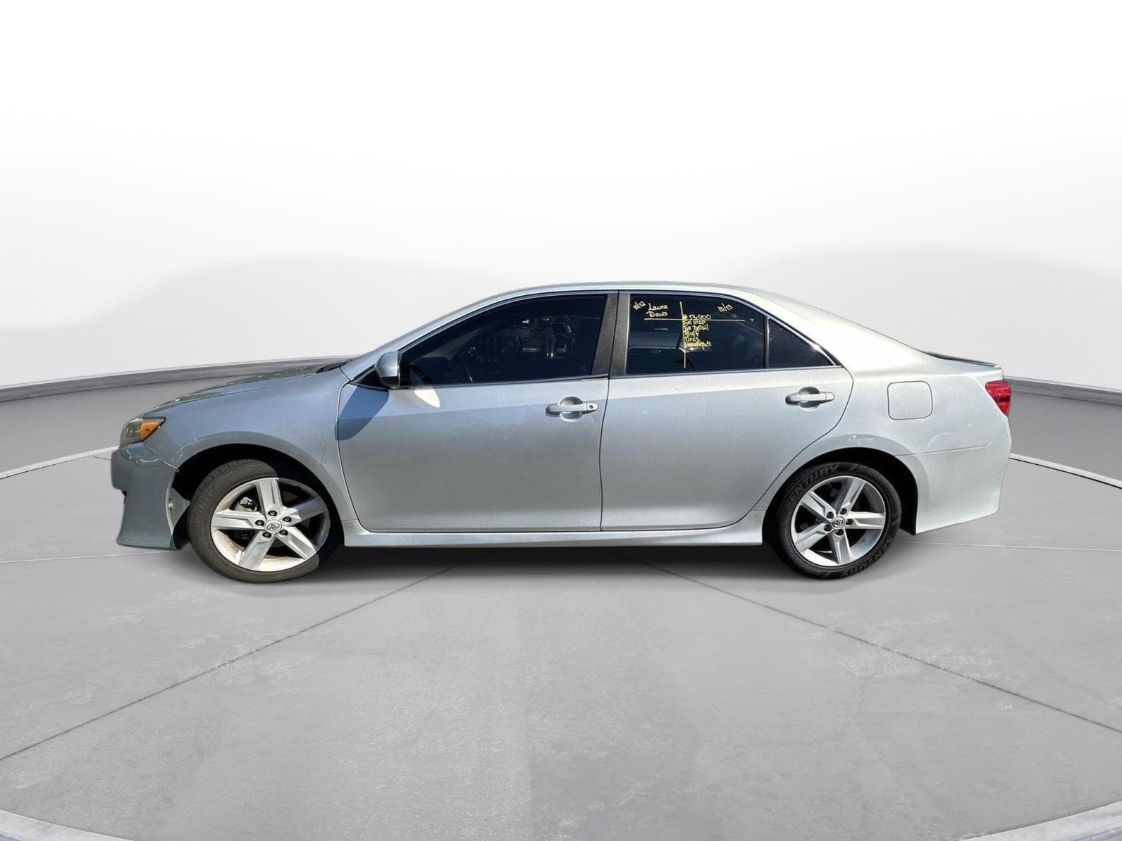 Used 2012 Classic Silver Metallic Toyota SE image 9