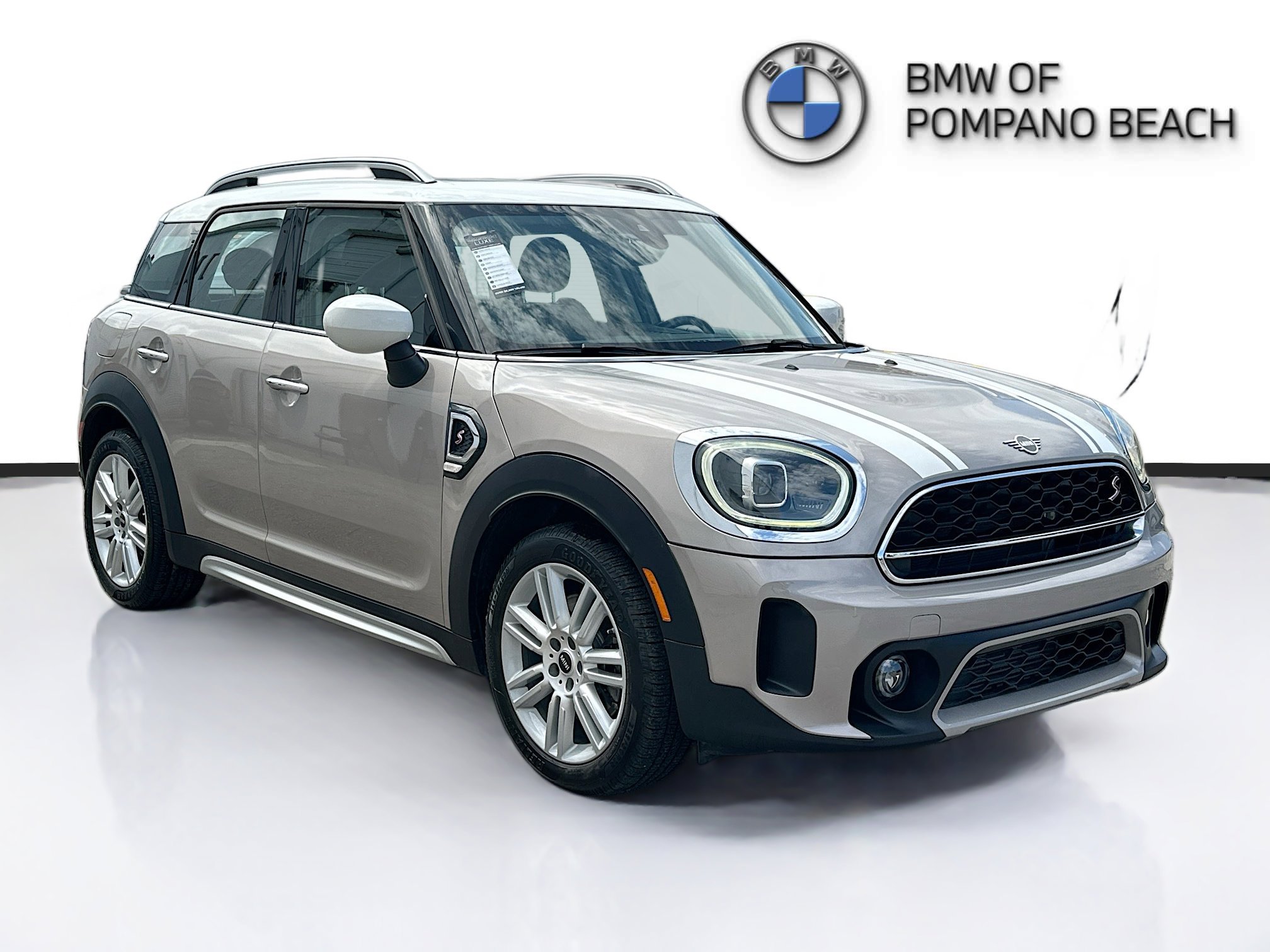 2023 MINI Countryman Cooper S's photo