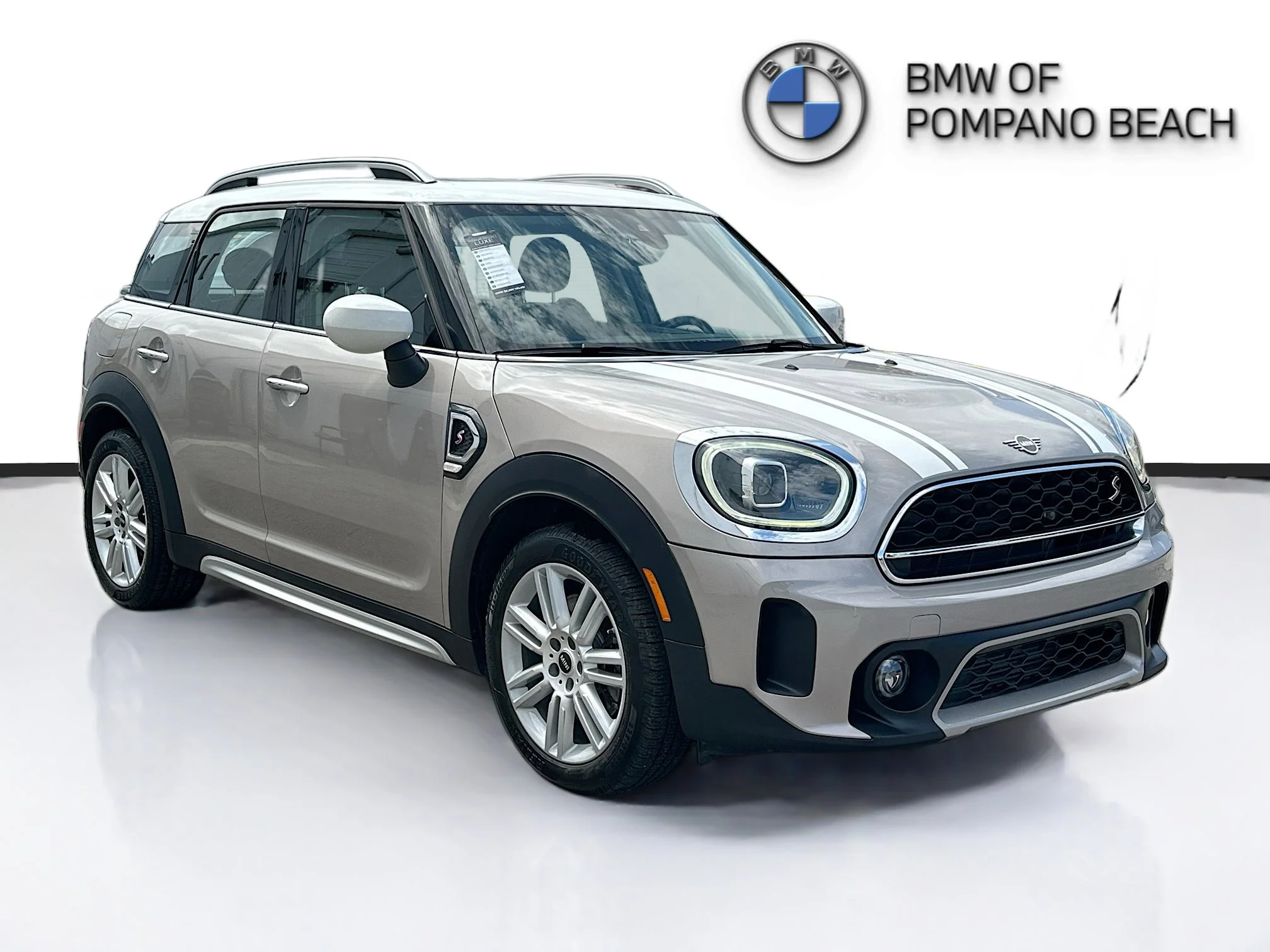 2023 MINI Countryman Cooper S's photo