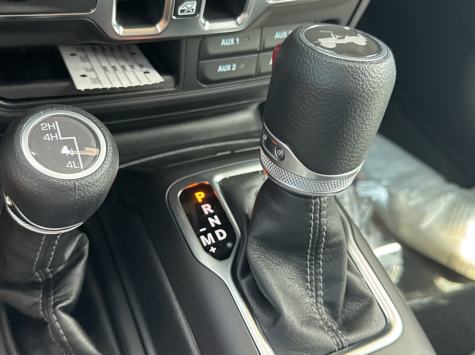 New 2026 Goldilocks Jeep 4-Door Sport S 4x4 image 11